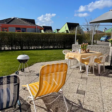 Ferienhaus Zeester 244 *