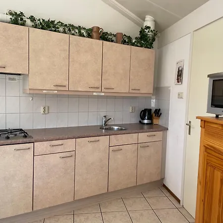 Ferienhaus Zeester 244